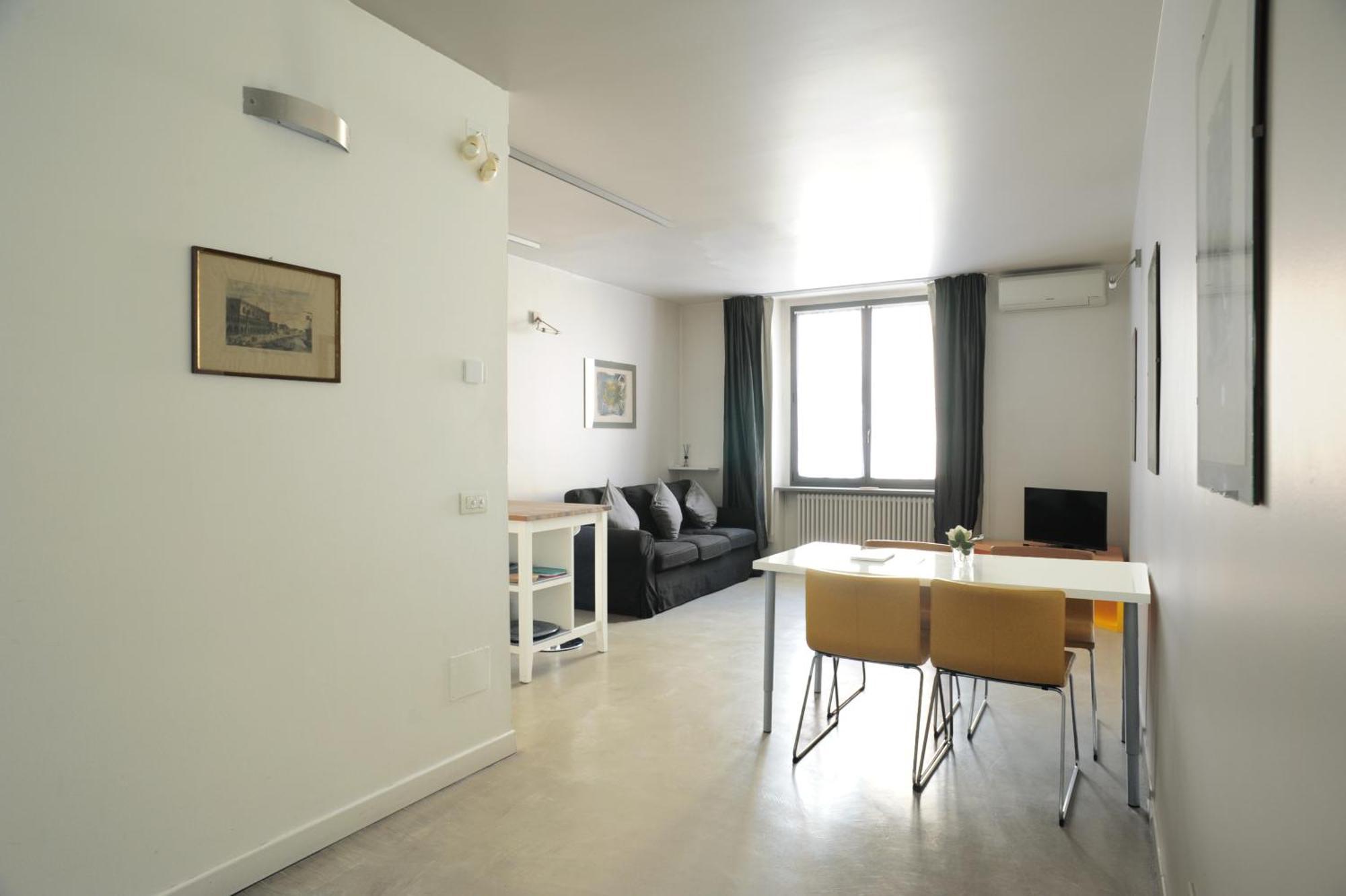 Apartment Loft Sant Ambrogio With Terrance *